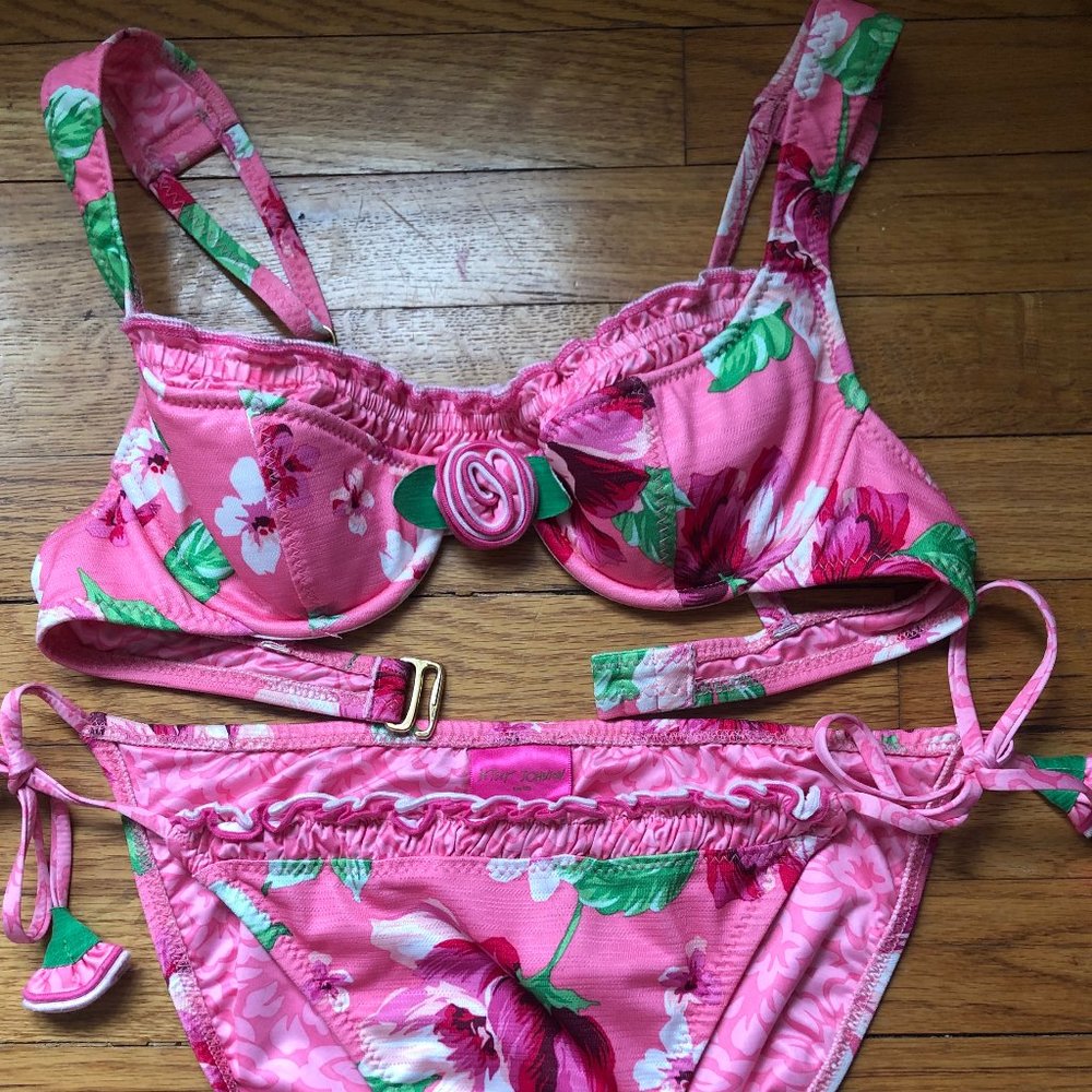 BETSEY JOHNSON FLORAL BIKINI